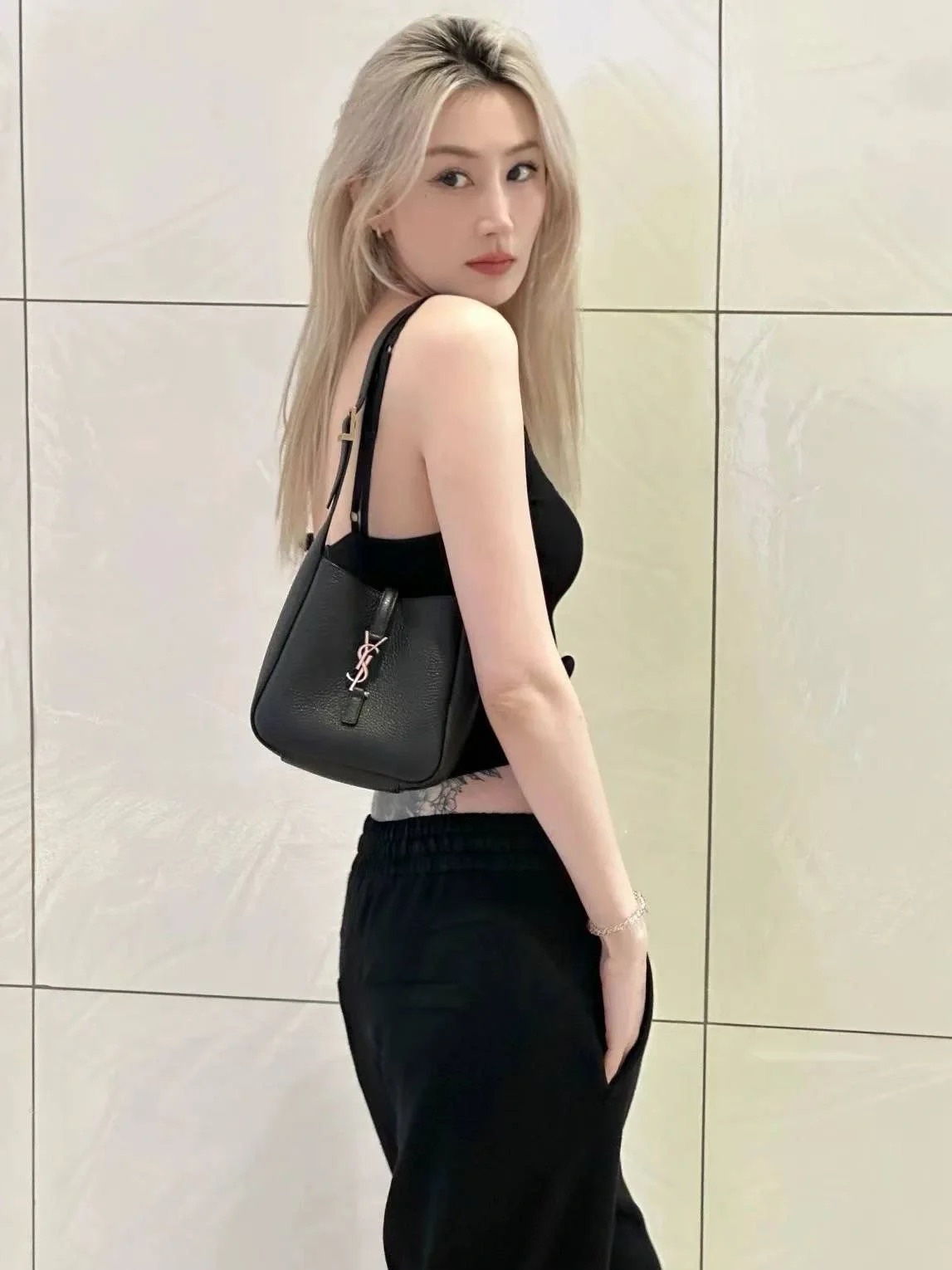 생로랑 르 5 아 7 베이비백