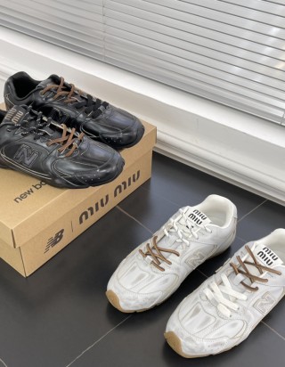 미우미우 X 뉴발란스 530 SL