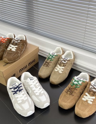 미우미우 X 뉴발란스 530 SL