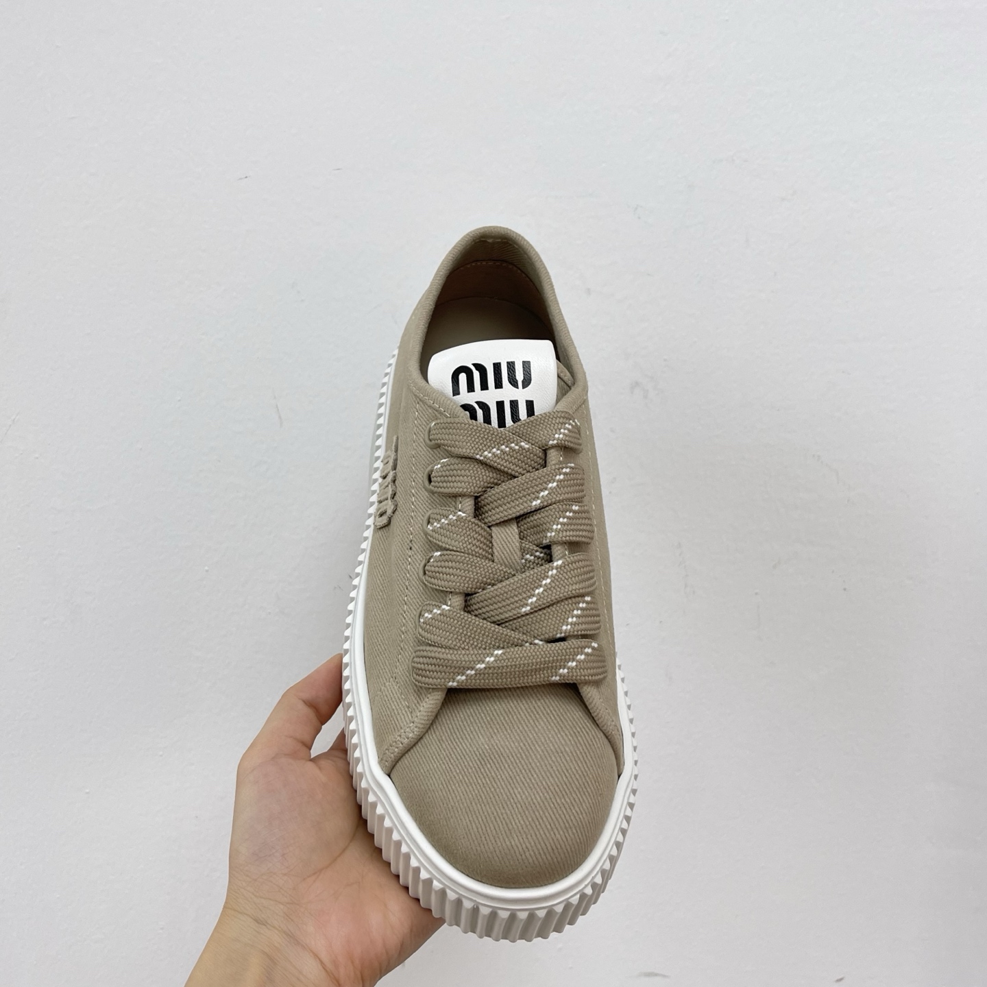 미우미우 데님 스니커즈