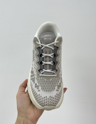 미우미우 테크니컬 패브릭스 니커즈