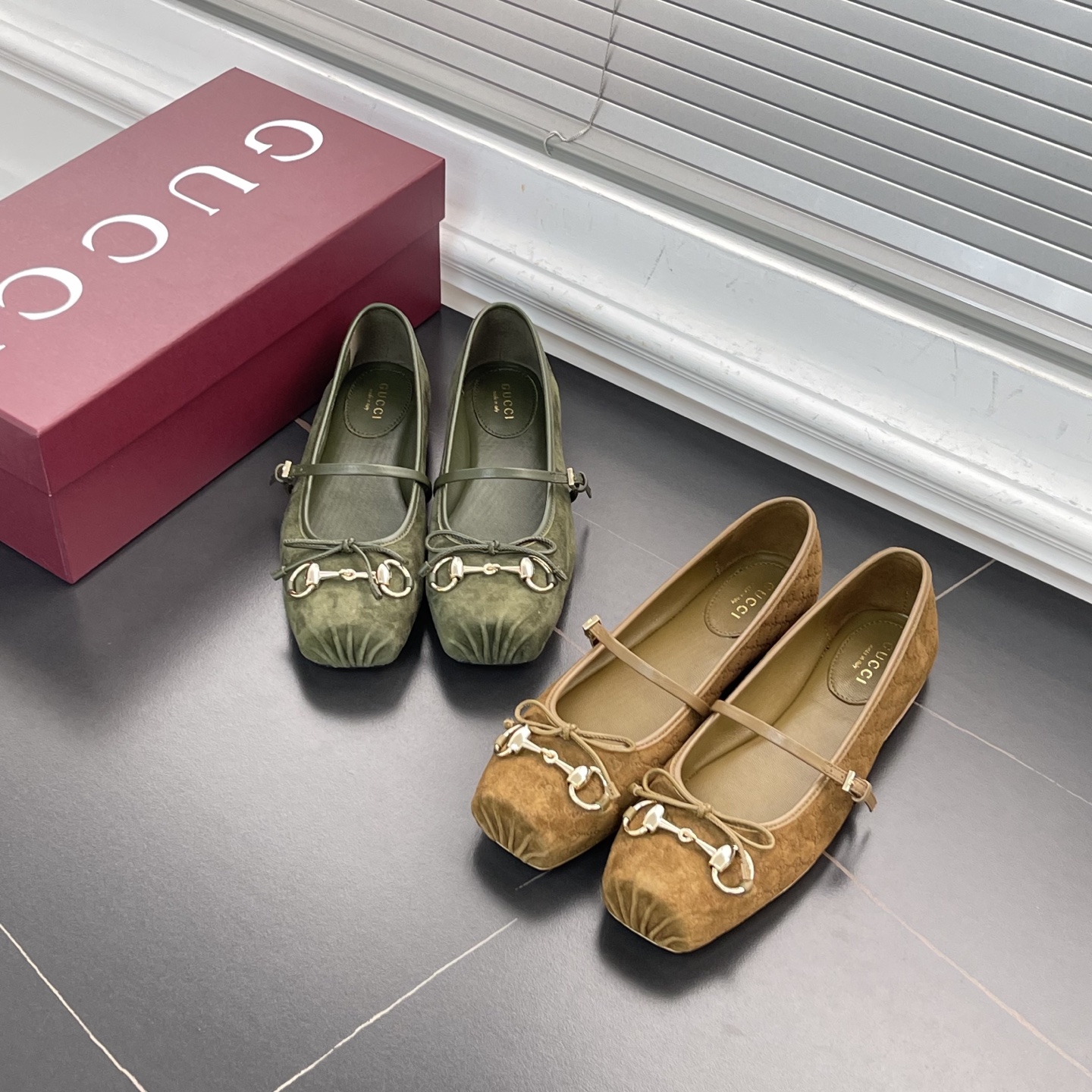 구찌 홀스빗 플랫 슈즈