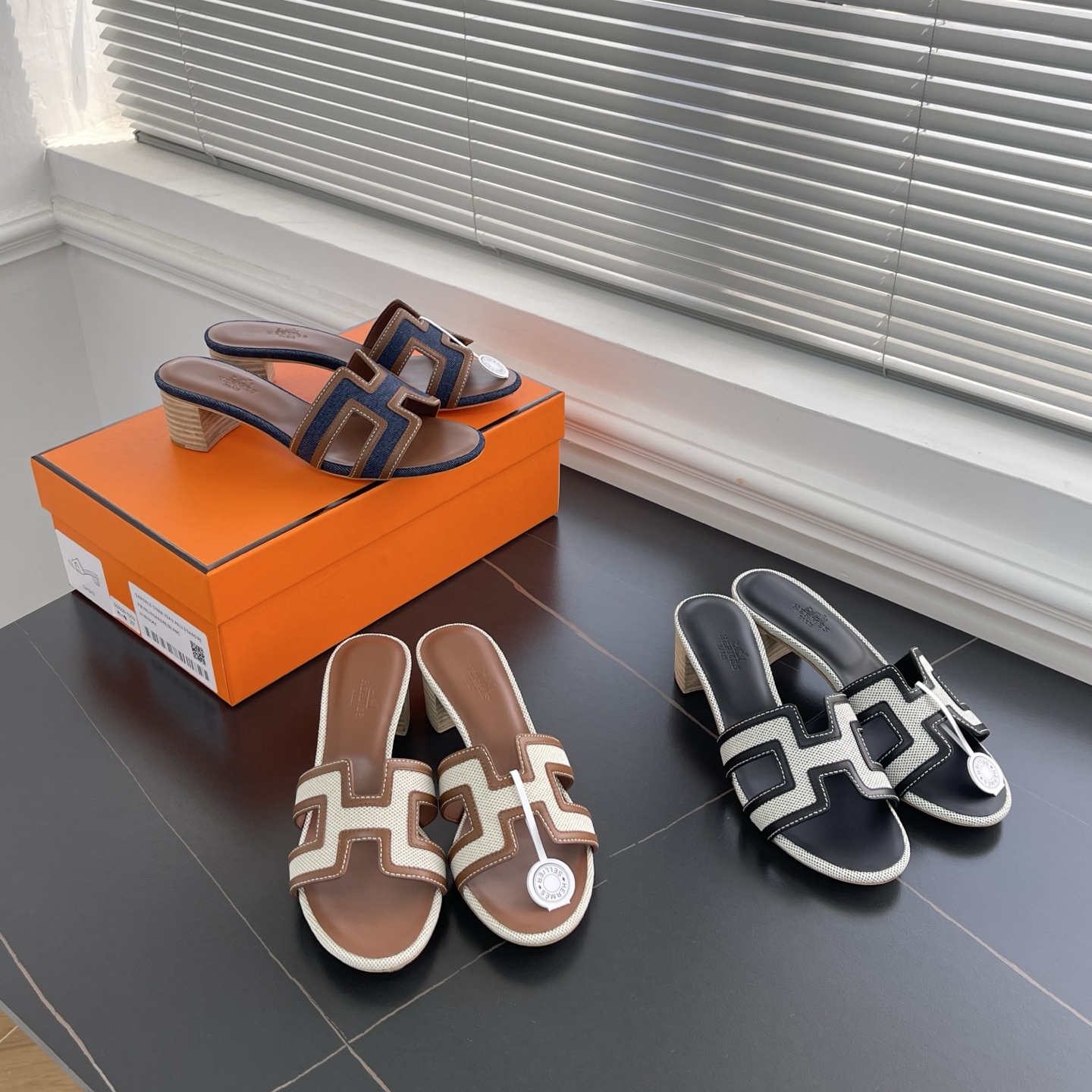 에르메스 오란 샌들