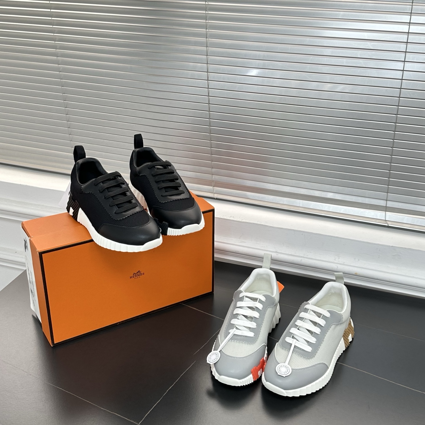 에르메스 바운싱 스니커즈