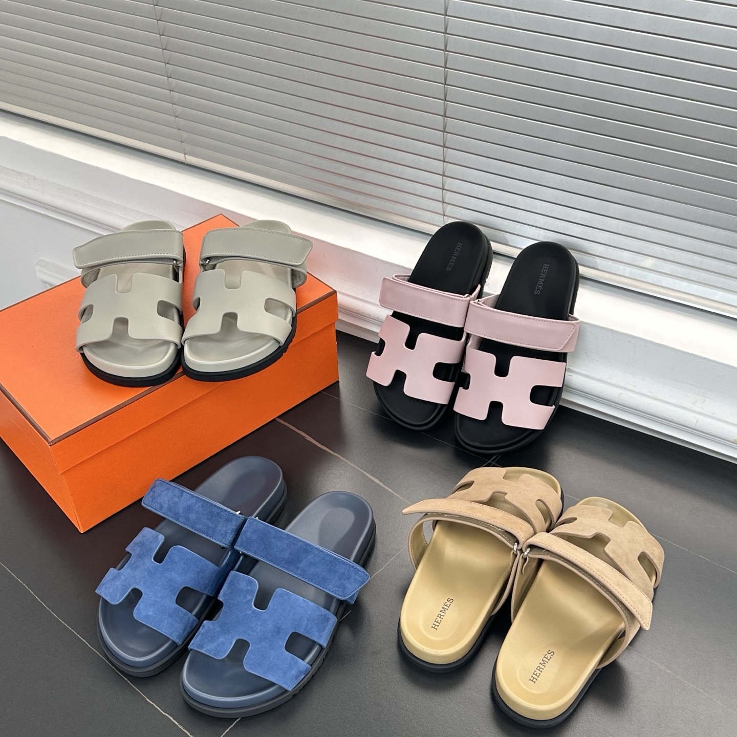 에르메스 시프레 샌들