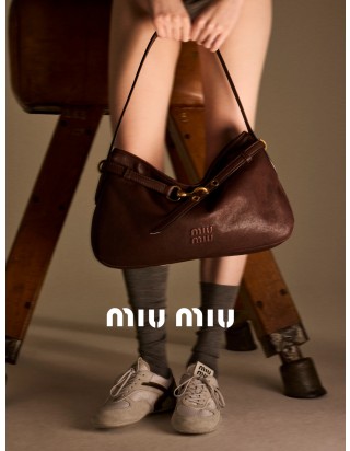 미우미우 아방뛰르 나파 레더 백 라지