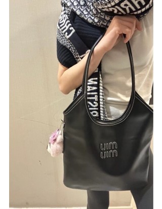 미우미우 아이비 가죽 백