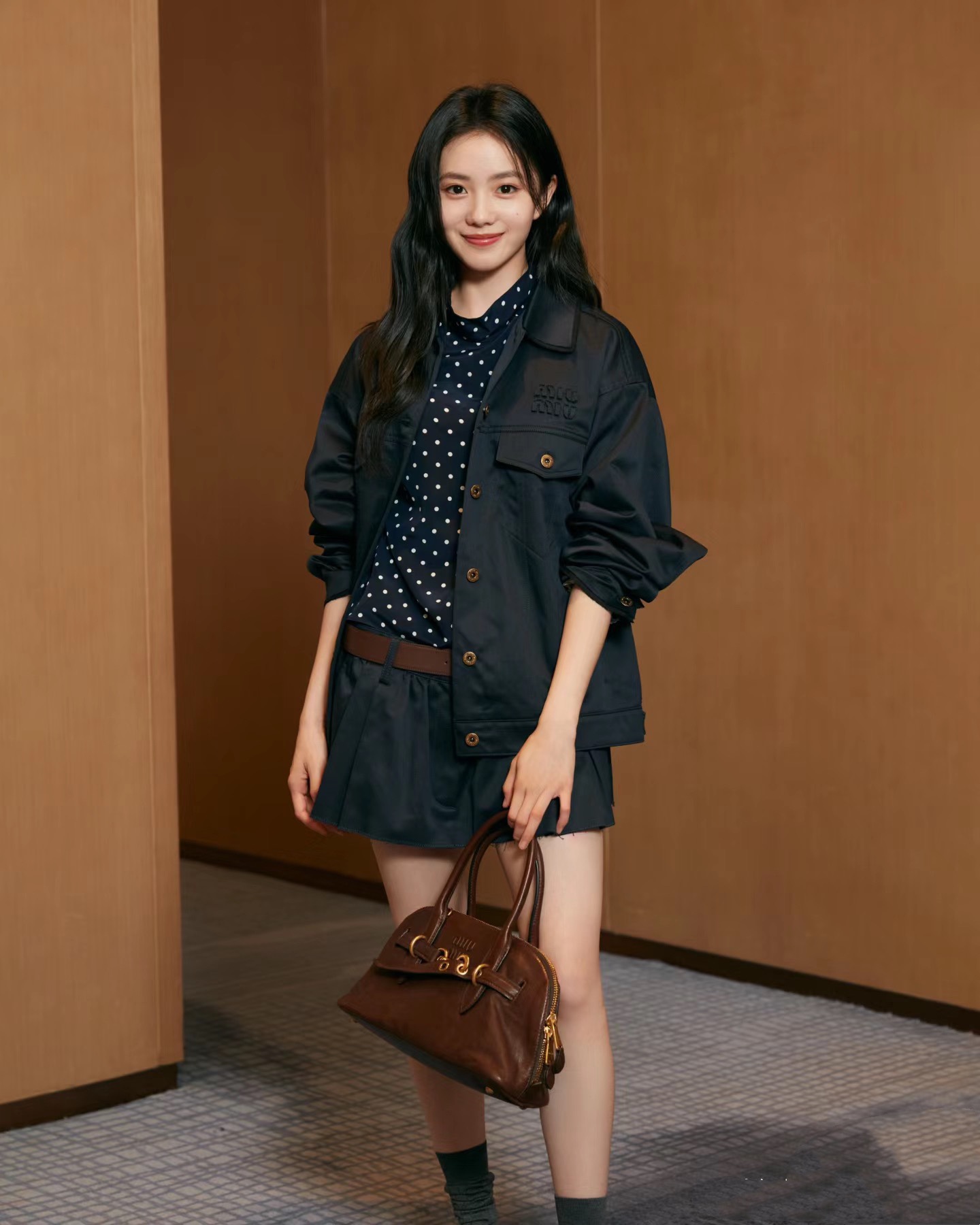 미우미우 아방뛰르 캔버스 스몰